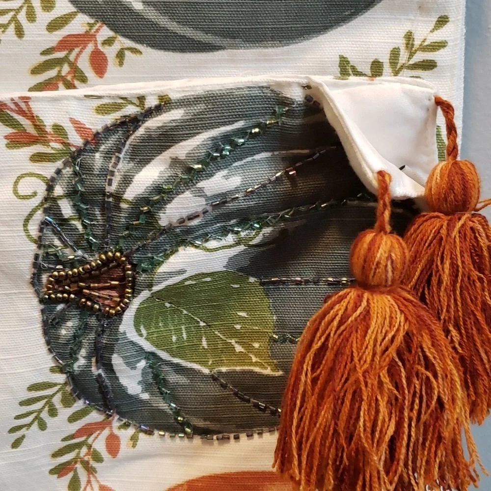 Nicole Miller Home NWT 72 x 16 Beaded Pumpkins Tasseled Corners Table Runner
